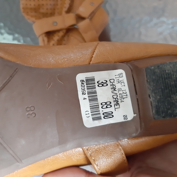 HOST PICK! NEW Boots ankle booties - heeled camel - Picture 9 of 16